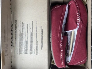 Koolaburra by UGG Lezly Women's Red Suede Moccasin Slippers 1020389 Size 5 -W05 - Picture 1 of 4