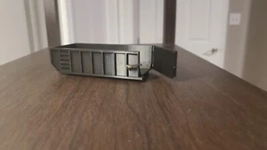 Basurero personalizado escala 1/50 20 yardas con puerta de apertura en negro - Imagen 1 de 7