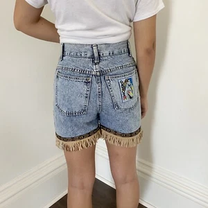Pantaloncini tribali vintage a vita alta lavati con acido taglia 9 usati in ottime condizioni pantaloncini mamma - Foto 1 di 8
