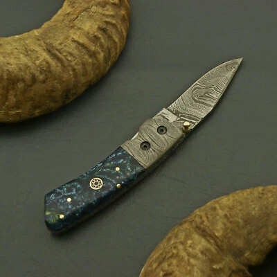 CUSTOM HAND MADE DAMASCUS BLADE FOLDING POCKET KNIFE IINER LOCKWith Sheath - Image 1 of 4
