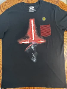 Starwars Kylo Ren Lichtschwert Glow Dark Disney Neu mit Etikett schwarz Tasche T-Shirt Force - Bild 1 von 8