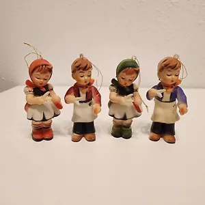 Set Of 4 Vintage Hard Plastic Hummel Christmas Ornaments Scissors & Comb - Picture 1 of 4