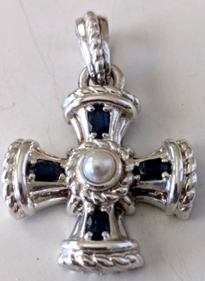 Hermoso colgante/perla potenciadora/zafiro cruz maltesa esterlina Judith Ripka Foto 1 de 4
