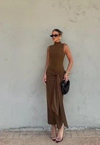 ZARA FW24 DAMEN MIDIKLEID MIT GEBUNDENEM KNOTEN S,M DUNKELBRAUN 3067/253 NEU MIT ETIKETT - Bild 1 von 8