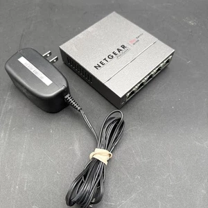 NetGear ProSafe Plus (GS105E-100NAS) 5-Ports External Ethernet Switch - Picture 1 of 3