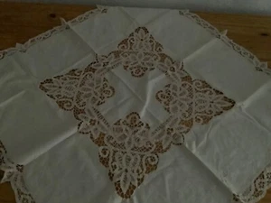 Schöne Tischdecke sehr dekorativ - Bild 1 von 4