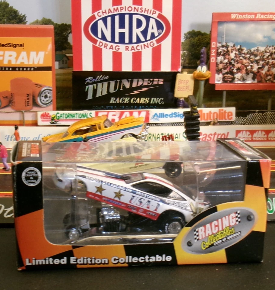 Chevrolet Monza 1975 Bruce Larson EE. UU. 1 NHRA coche divertido acción carreras sin usar, en caja Foto 1 de 2