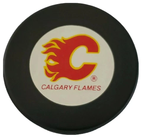 CALGARY FLAMES NHL VINTAGE GAME PUCK JOHN A. ZIEGLER TRENCH MFG. GT SLUG 🇨🇦 Cover