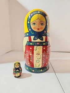 Madame Alexander 2 Pc Matryoshka Russian Wooden Doll Box 10 in Hand Painted (N1) - Picture 1 of 16