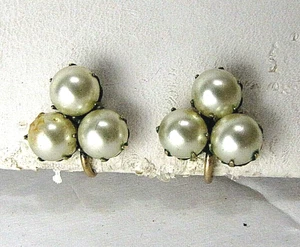 Pendientes JMS Vintage Oro 12K Relleno Triple Perla Tornillo Trasero Clip En - Imagen 1 de 3
