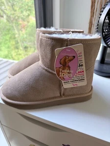Peteralexander Twinkle Toes Sheepskin Boots size7 - Picture 1 of 7