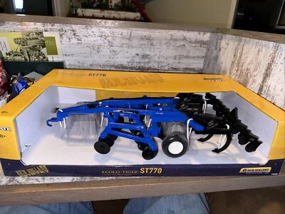 1/16 New Holland ST770 Ecolo Tiger Disk Ripper Die-Cast Ertl - Image 1 of 4