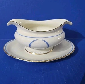 Castleton China Vintage EMPIRE Blue Wreath Gold Trim GRAVY BOAT - Bild 1 von 6