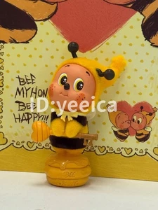 Authentic Twinkle Twinkle Bee Your Honey Figure Toy Gift New - Picture 1 of 2