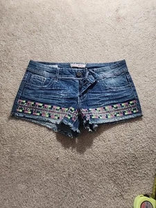 Hot Kiss Cici Short Denim Shorts Sz 5 Low Rise Embroidered - Picture 1 of 10