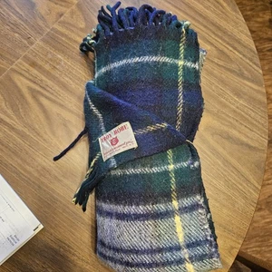 Vtg Troy Robe Wool Blanket Fringed Throw Tartan Plaid New Hampshire 48"x46" - Picture 1 of 5