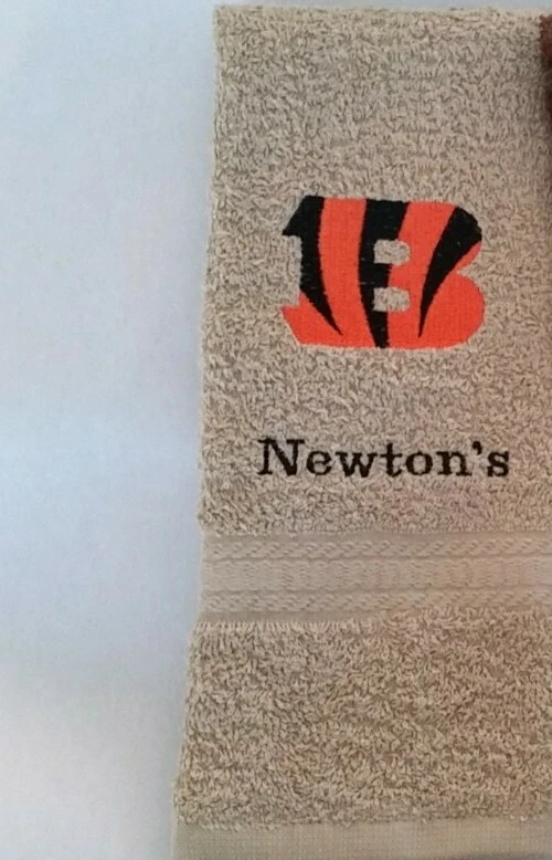 ИНДИВИДУАЛЬНЫЙ НАБОР ПОЛОТЕНЕЦ ДЛЯ РУК CINCINNATI BENGALS NFL ФУТБОЛЬНЫЙ БАР SPORTS ЖЕЛТОВАТО-КОРИЧНЕВЫЙ ТРЕНАЖЕРНЫЙ ЗАЛ - Изображение 1 из 1