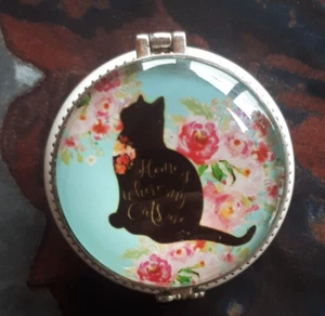 Cat jewellery / pill box - cat lover collectable - Picture 1 of 3