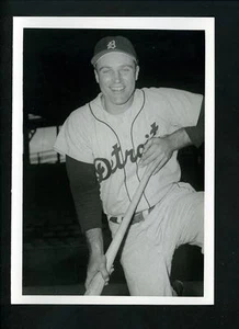Eddie Yost circa 1959 Press Original Photo by Don Wingfield Detroit Tigers - Picture 1 of 2