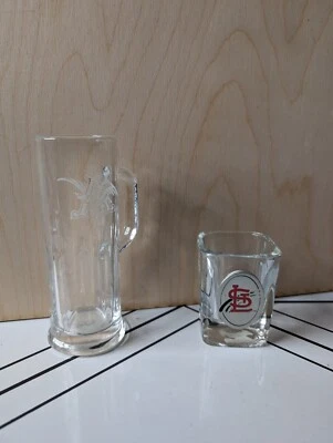 Gafas de chupito St. Louis Cardinal y Anheuser-Busch Foto 1 de 3