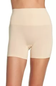 Yummie 147507 Women's Ultralight Seamless Shaping Shorts Color Frappe Sz M/L - Picture 1 of 3