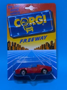 Vintage 1980s CORGI Freeway Red Ferrari 308 GTB Diecast Car Vehicle MOC on Card - Picture 1 of 3