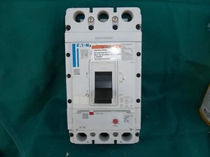 EATON PDD33G0400TFAN Leitungsschutzschalter 10 11 M - Bild 1 von 4