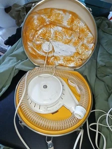 General Electric Deluxe Soft Bonnet Hair Dryer in Carrying Case Vintage - Works - Picture 1 of 13