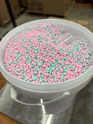 One Gallon, 7lbs,  of Cotton Candy Laundry Scent Booster Beads. Free Shipping - Image 1 of 3