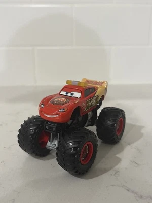 Disney Pixar Cars Diecast Custom Monster Truck Carrera y Rescate McQueen Foto 1 de 3