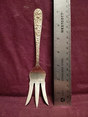 Sterling S. Kirk & Son REPOUSSE RELISH SERVING FORK 7 1/2" 55g  No Monogram - Image 1 of 4