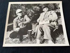 HERBERT J.YATES -STERLING HAYDEN on set TIMBERJACK original 8x10 B/W - Picture 1 of 2