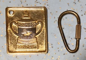 HOLLYWOOD PARK INGLEWOOD, CA HORSE RACING HOLLYWOOD GOLD CUP KEYCHAIN - Picture 1 of 6