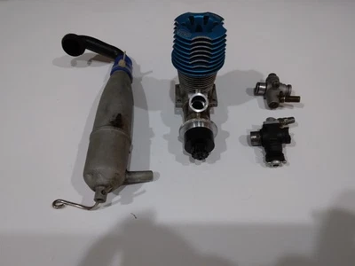 Motor Nitro RC con escape y juego de repuestos Foto 1 de 4