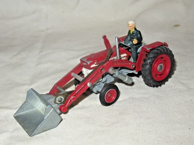 Corgi 69 Massey Ferguson 165 Tractor with shovel good unboxed - Image 1 of 4
