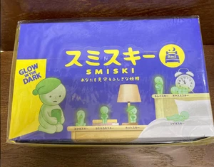 SMISKI Bett Serie Set 12 Packungen Figur sortiert LEUCHTET IM DUNKELN Japan NEU - Bild 1 von 9