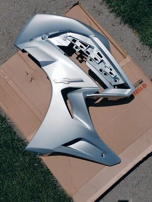 OEM 2017 YAMAHA FJR1300 delantero izquierdo debajo de 2 carrocería capó #1mc-2835j-00-po plateado Foto 1 de 4