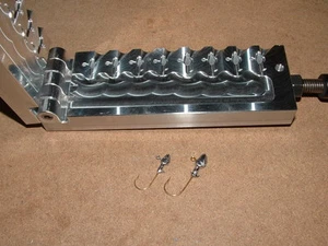 Freshwater Arow -2 jig mold 1/32, 1/16oz 8 cavity CNC Aluminum Crappie - Picture 1 of 4
