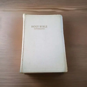 Holy Bible KJV Concordance Red Letter Zipper Cross World Publishing Company - Picture 1 of 6