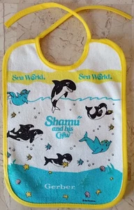 Sea World Gerber Shamu Baby Bib Vintage Rare 1980s 80s Shamu and his Crew NOS - Picture 1 of 10