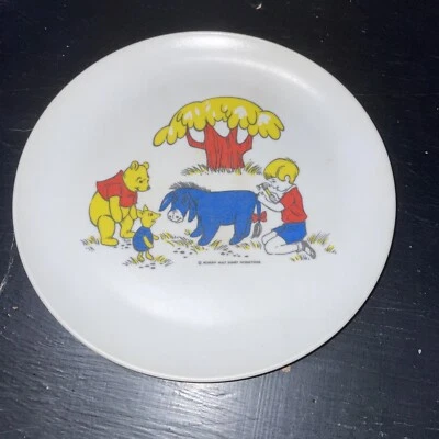 Placa de plástico vintage 1964 Walt Disney Winnie The Pooh Piglet Eyore Robbins Foto 1 de 3