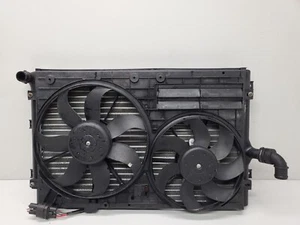 Audi A3 8P 2.0TDI 103KW Wasserkühler Kühler Lüfter Kühlerlüftermotor (02) - Bild 1 von 4
