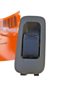 1999 SUZUKI GRAND VITARA Front Door Power Window Switch Right Passenger Side RH - Picture 1 of 15