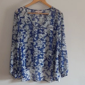 Philosophy Blusa Popover Floral Transparente Manga Larga Cuello en V Grande - Imagen 1 de 7