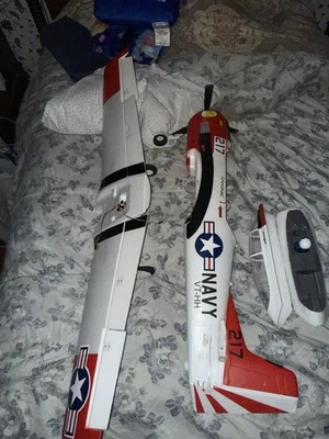 Avión de radiocontrol T-28 Foto 1 de 4