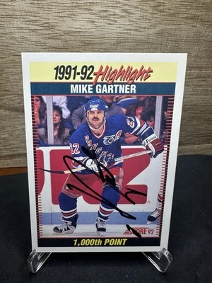 1992-93 Mike Gartner 500th Goal Highlight Score In-Person On-Card AUTO - Image 1 of 2