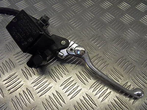 Yamaha Fazer FZ6 600 5VX Front brake master cylinder 2003 to 2006  - Picture 1 of 5