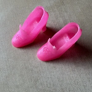 Vintage Clone Doll Pink PILGRIM Shoes Heels Fits Barbie Note - Picture 1 of 8