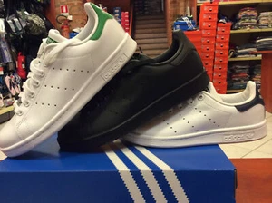 SCARPA ADIDAS STAN SMITH art M20324 bia/ver - M20325 bia/blu - M20327 nero - Imagen 1 de 8