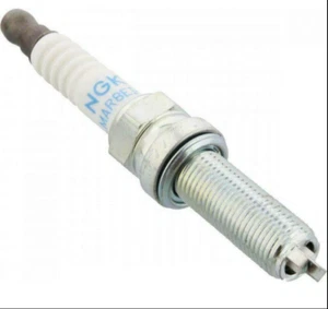 CANDELA CHAMPION ORIGINALE PER MEDLEY 125/150 VESPA GTS 125 - Foto 1 di 1